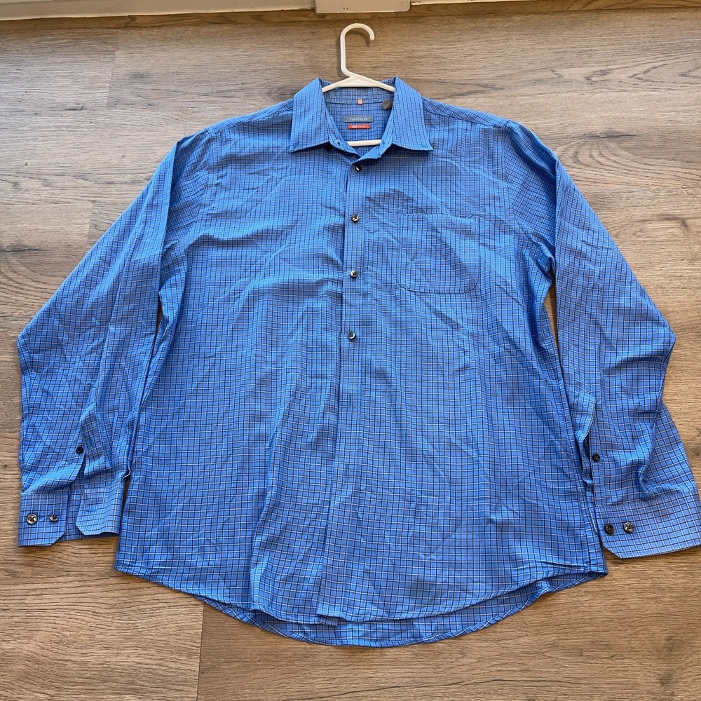 Van Heusen Traveler Men's Blue Plaid Button Down Shirt Size L